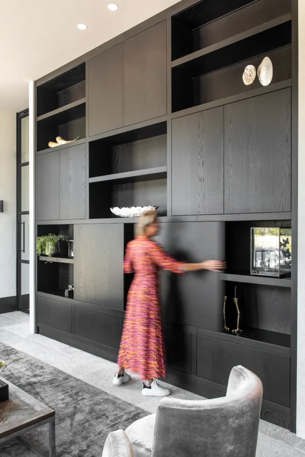 Interieur ontwerp uitvoeren wandkast